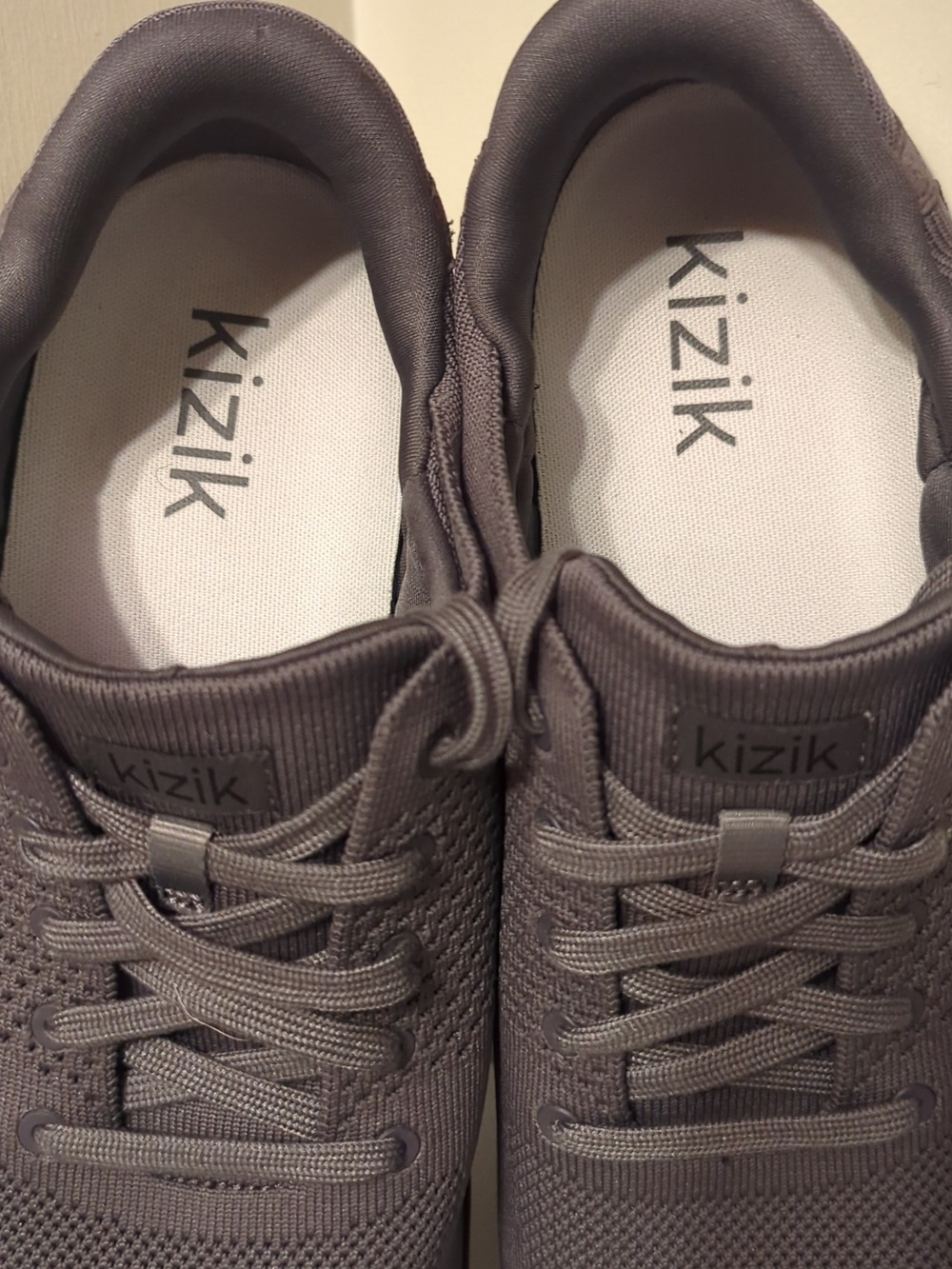 Kizik Sneakers 11.5 Wide (Men) - Picture 8 of 8